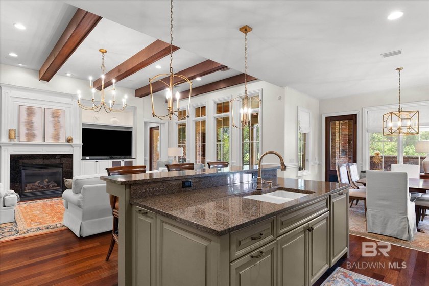 Exceptional custom residence overlooking the fairways of Craft - photo 12