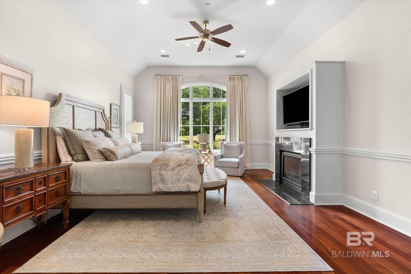 Exceptional custom residence overlooking the fairways of Craft - photo 18