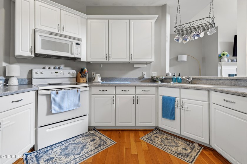 EXTREMELY MOTIVATED SELLERS!! This will be a very good deal for - photo 6