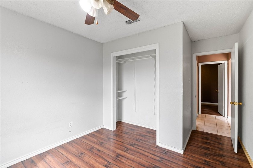 Seller offering $10,000 with accepted offer to use toward - photo 13