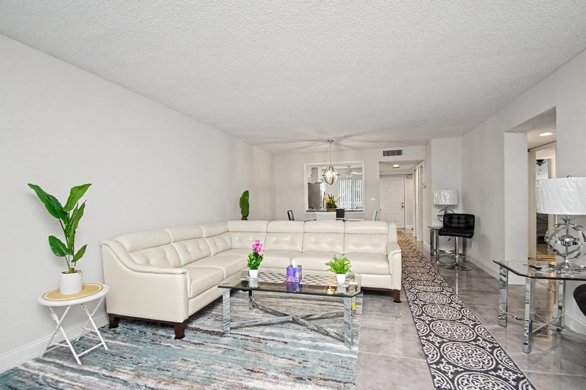 Renovated with timeless style, this beautifully appointed 2 - photo 16