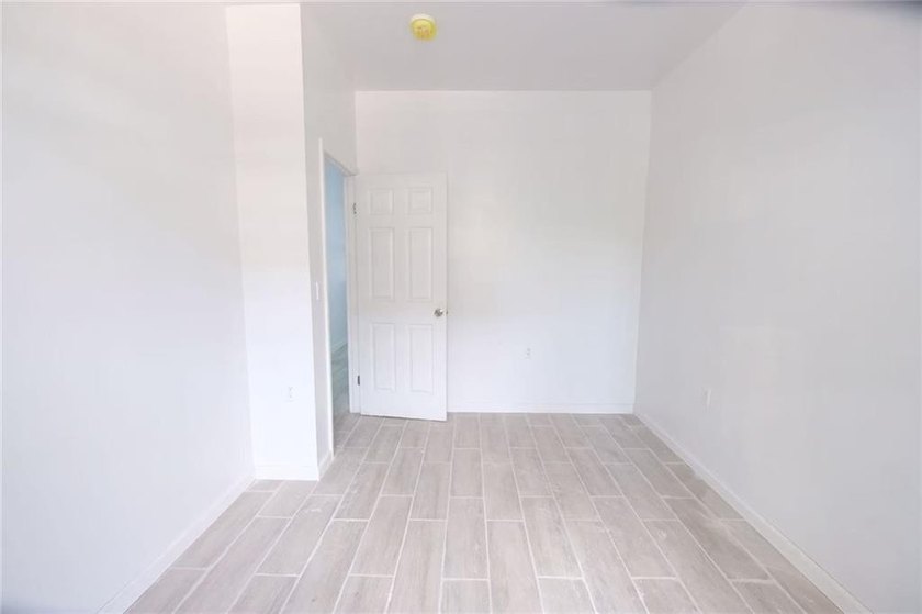 Prime investment opportunity in a highly desirable Brooklyn - photo 10