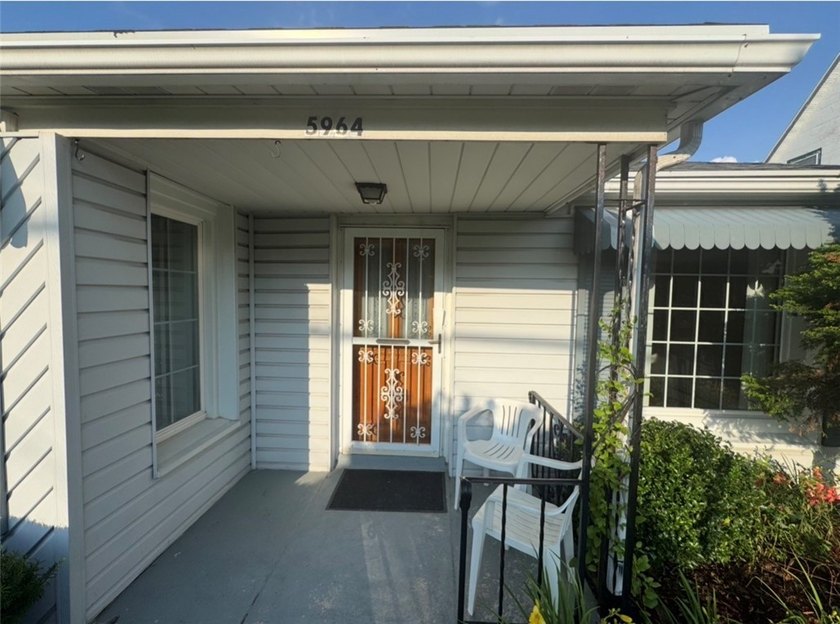 Don't miss this charming 2-bedroom, 1.5-bath ranch offering - photo 5