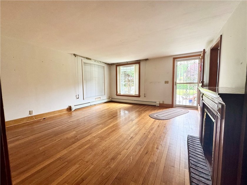 Don't miss this charming 2-bedroom, 1.5-bath ranch offering - photo 8