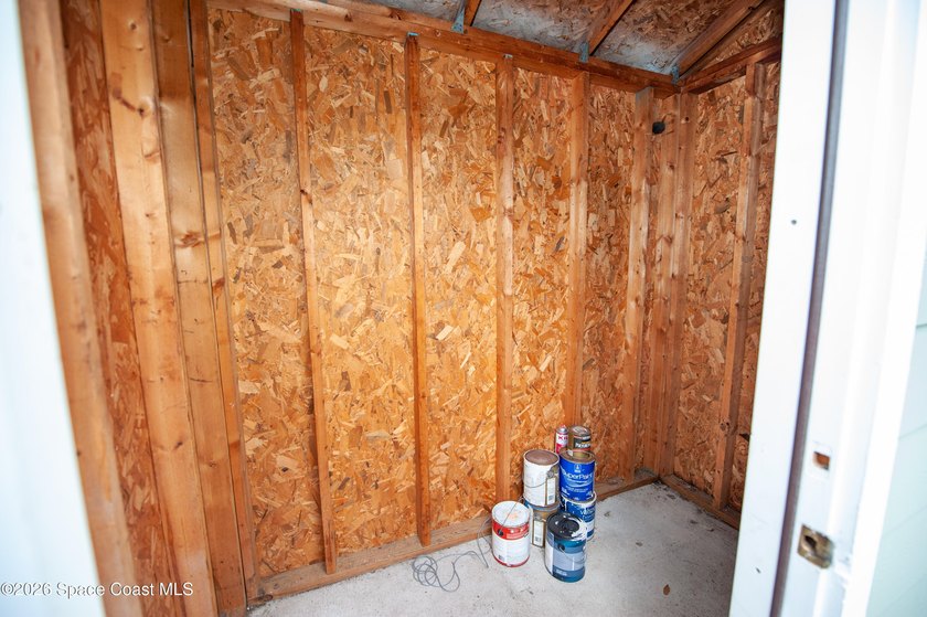 NEW AC!!! NEW PLUMBING!! FRESHLY PAINTED!!!! ASSOCIATION FEES - photo 22