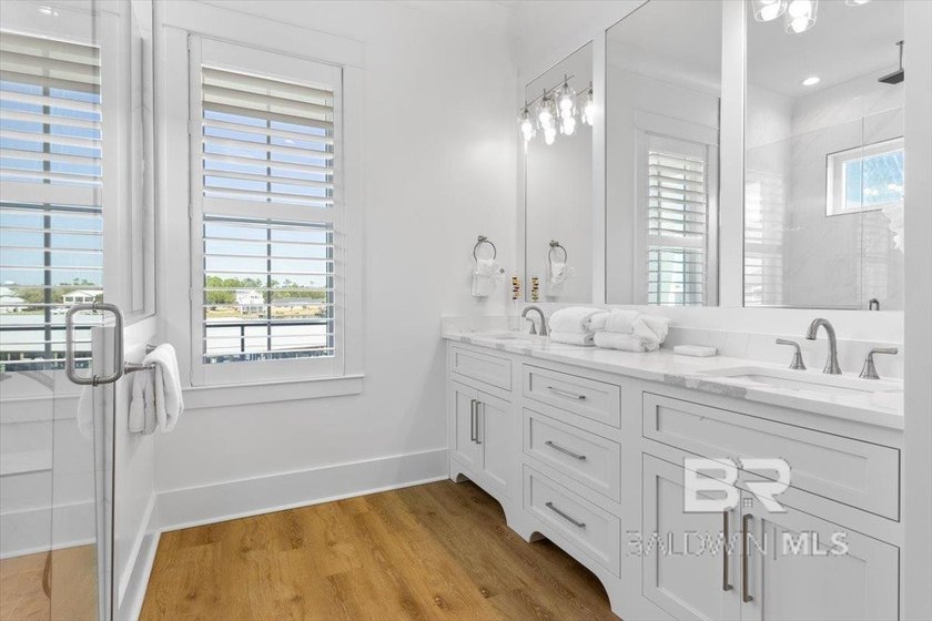 Discover luxury waterfront living in this beautifully appointed - photo 26