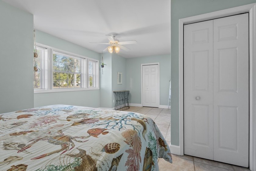 Discover a truly unique home in the heart of Steinhatchee - photo 13