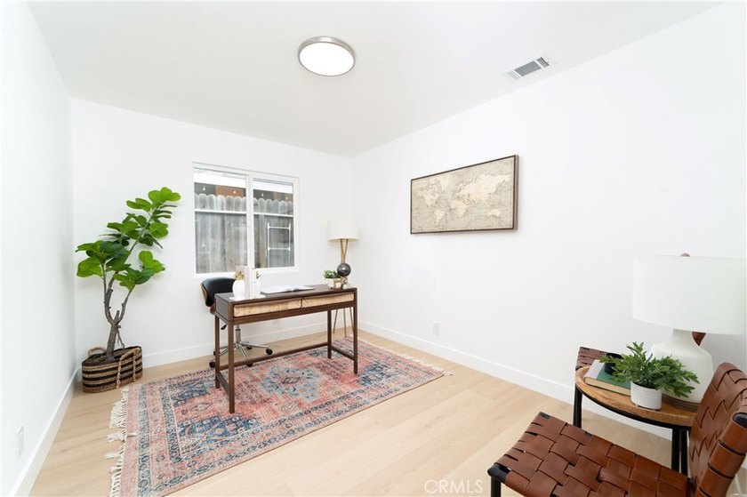 Beautifully renovated single-story home with 3 Bedrooms &amp; 2 Full - photo 13