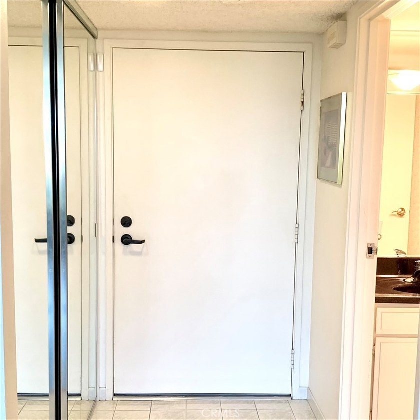 Spectacular North Facing Panoramic View upon entering this - photo 18