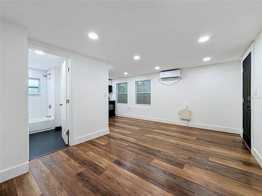 Virtually Staged. ASK ABOUT MY PREFERRED LENDER INCENTIVE - photo 3