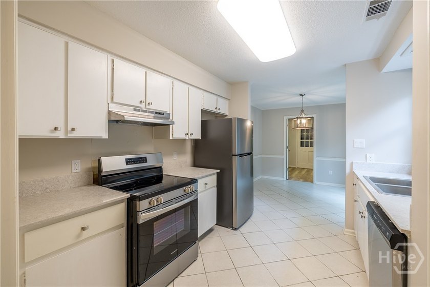 Welcome to One-Level, Easy, Lifestyle living in The Landings!! - photo 27