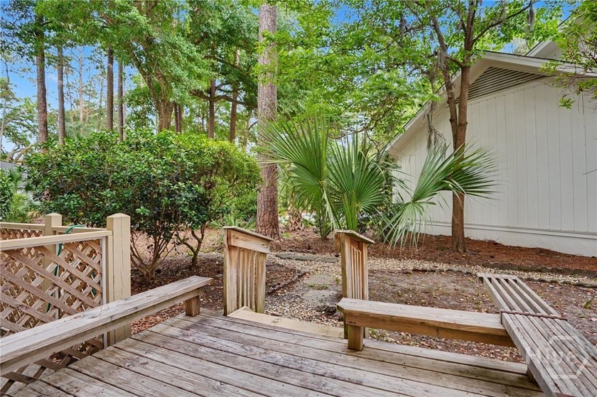 Welcome to One-Level, Easy, Lifestyle living in The Landings!! - photo 37