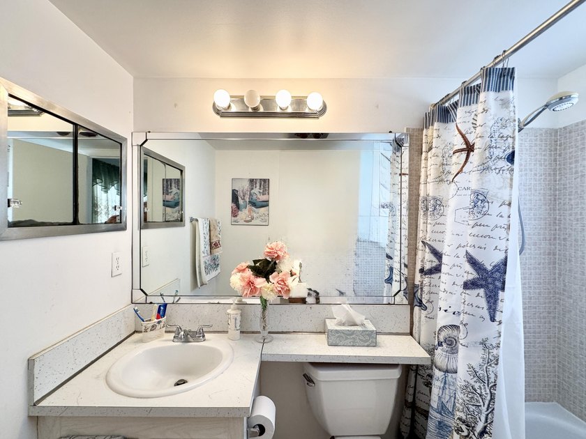 Beautifully Furnished, TURNKEY 1BD/1.5BA Condo on second floor - photo 13