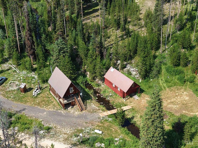 Back Country Cabin, just south of Dixie. If you have always - photo 3
