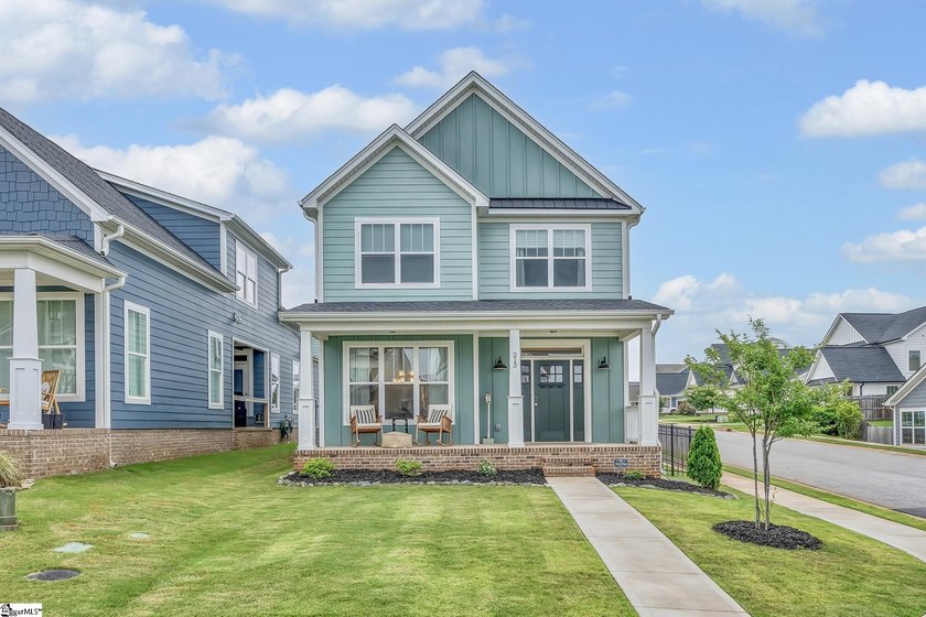 Listed by Kiersten Bell + Co | | Imagine waking up every morning - photo 3