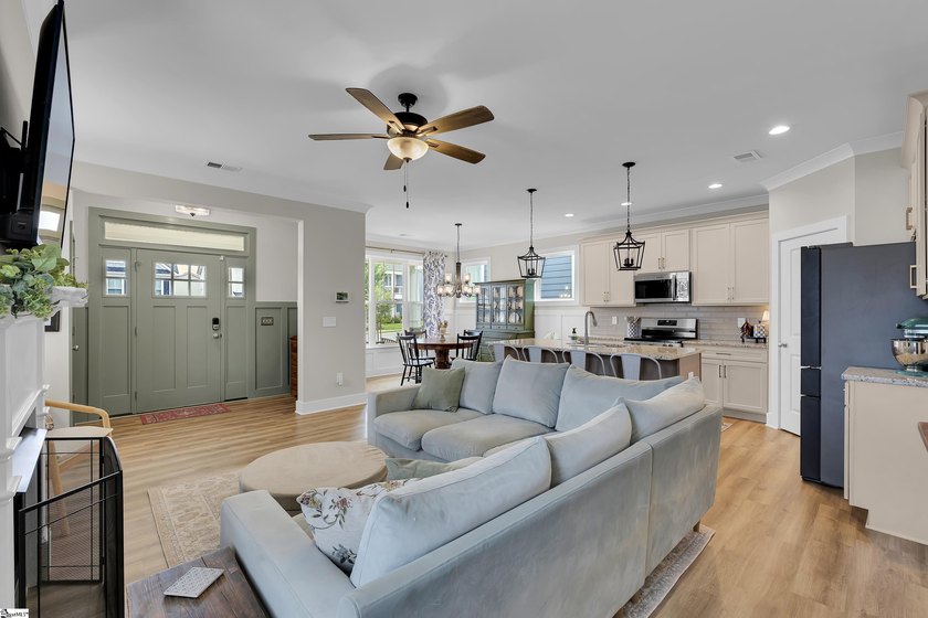 Listed by Kiersten Bell + Co | | Imagine waking up every morning - photo 10