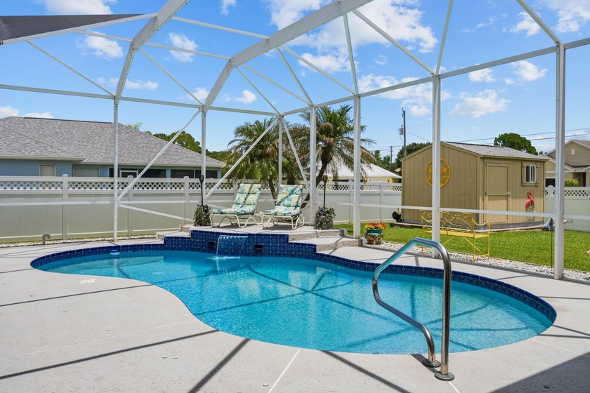 Pool home in the desirable Torino area with no HOA! This - photo 11