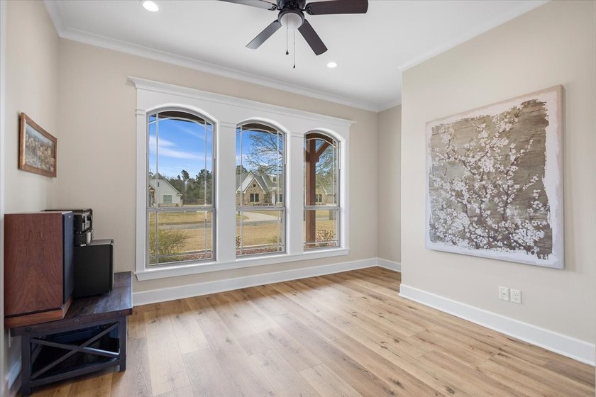 New listing: a golf course stunner in Hideaway's gated - photo 11