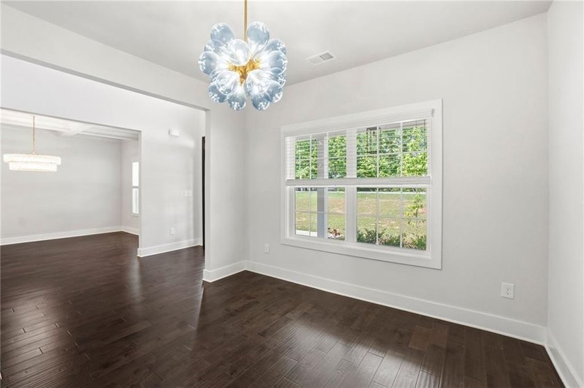 UPGRADED. NO HOA! RARE FIND IN THIS PRICE RANGE. BUYER - photo 20