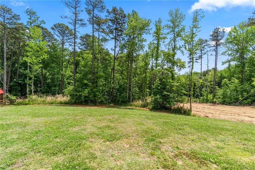 UPGRADED. NO HOA! RARE FIND IN THIS PRICE RANGE. BUYER - photo 51
