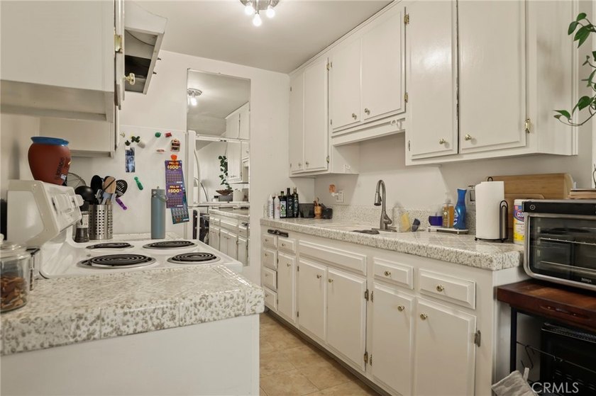 375 Atlantic 407 - photo 12