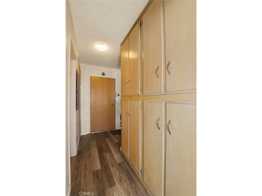 375 Atlantic 407 - photo 15