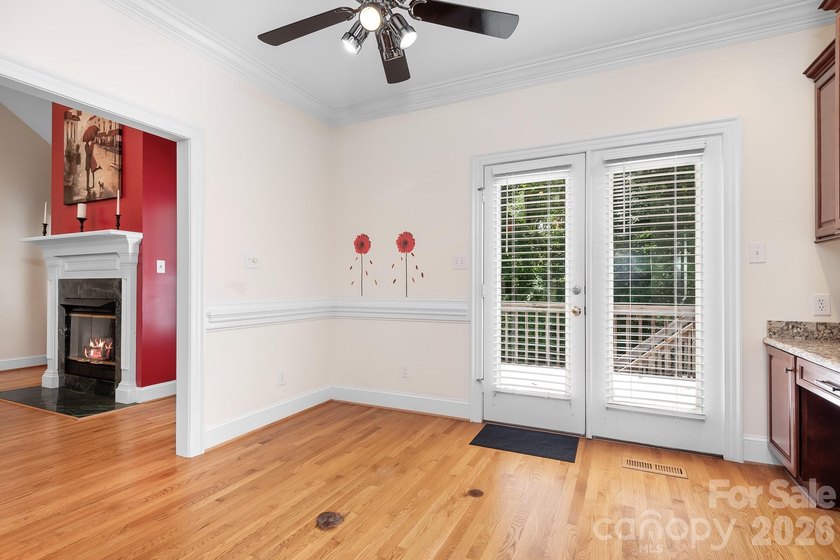 Welcome home to this beautifully maintained traditional - photo 17