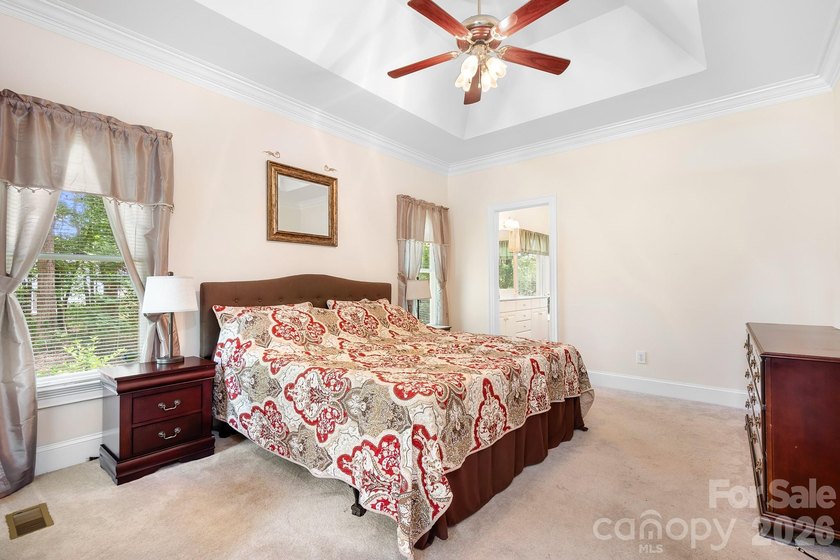 Welcome home to this beautifully maintained traditional - photo 19