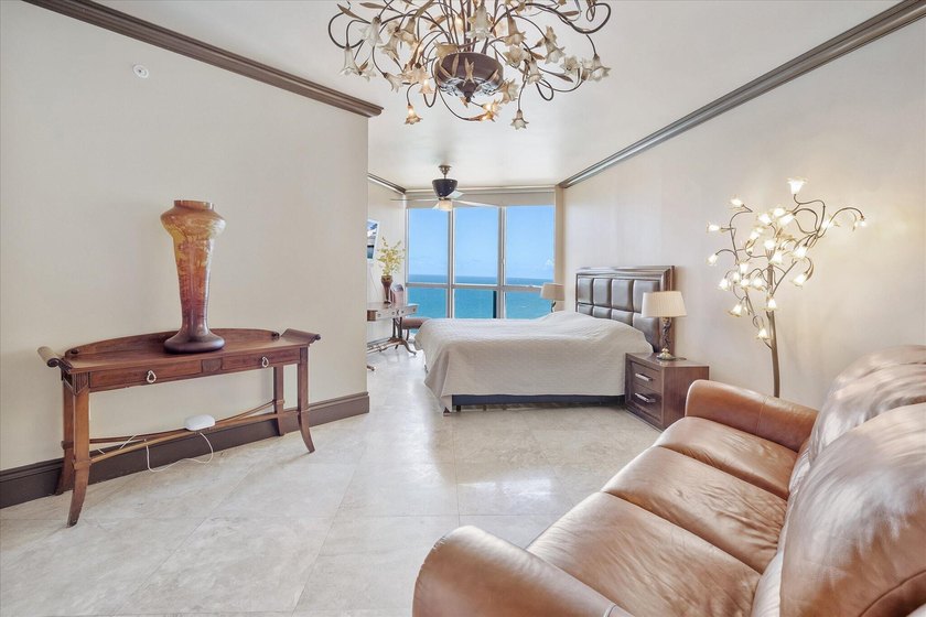 Motivated Seller!! BEST PRICE $$$ for a 3 bedroom in the - photo 29