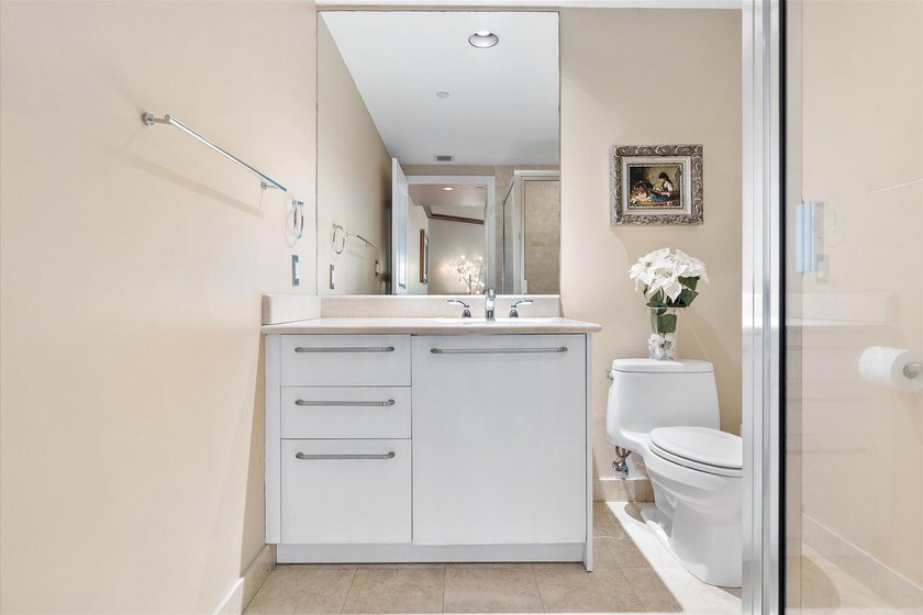 Motivated Seller!! BEST PRICE $$$ for a 3 bedroom in the - photo 34