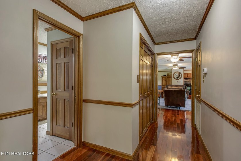 Are you looking for your own waterfront retreat on the beautiful - photo 36