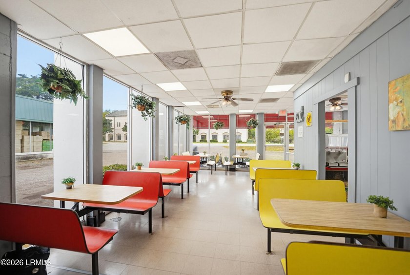 Business For Sale: Maryland Fried Chicken is an independently - photo 5