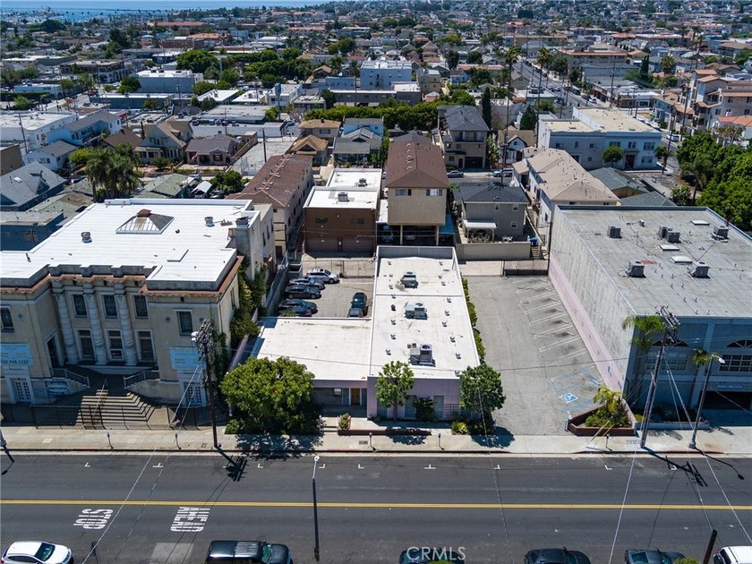 MAJOR PRICE REDUCTION! Unbelievable opportunity to own this - photo 16