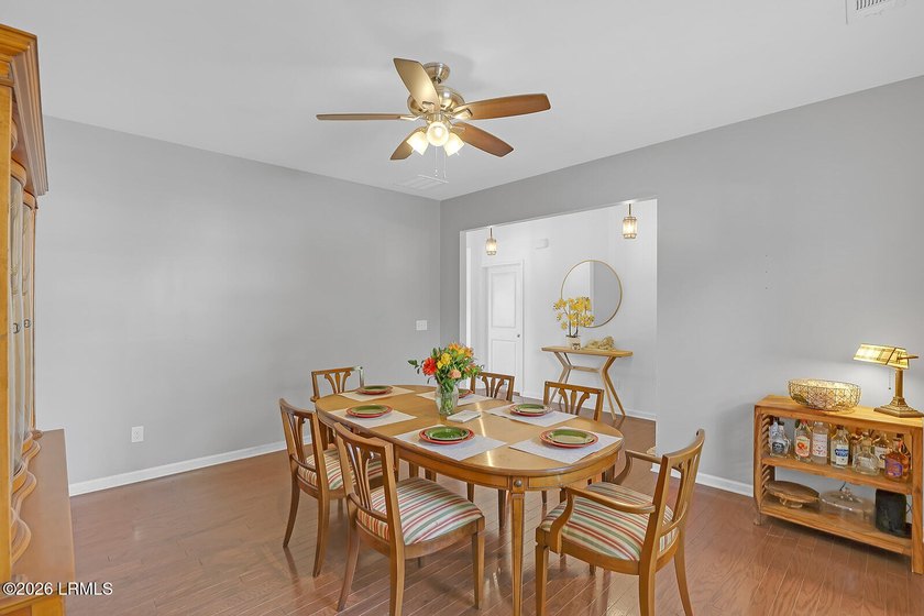 Natural Gas Cooking, Hardwood Floors, Gas Fireplace, Tankless - photo 8