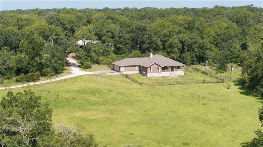 If country living is calling your name, take a look at this 101 - photo 2