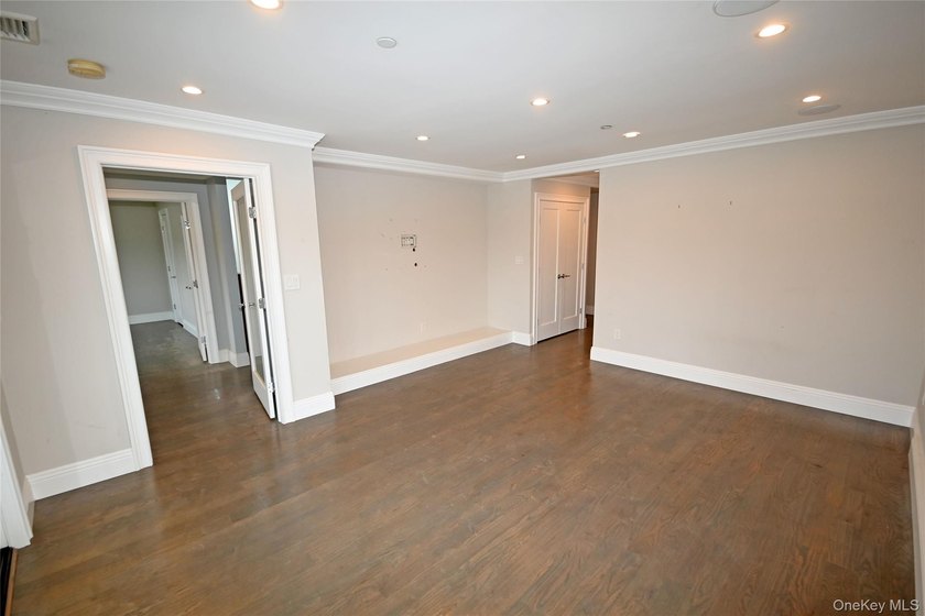 Spacious Waterfront Almost New Construction | 5 Bed | 3 Bath | - photo 34