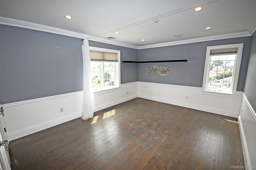Spacious Waterfront Almost New Construction | 5 Bed | 3 Bath | - photo 42