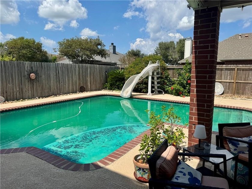 ** BRING ALL OFFERS! AS-IS! PRICED UNDER MARKET VALUE! ** This - photo 11