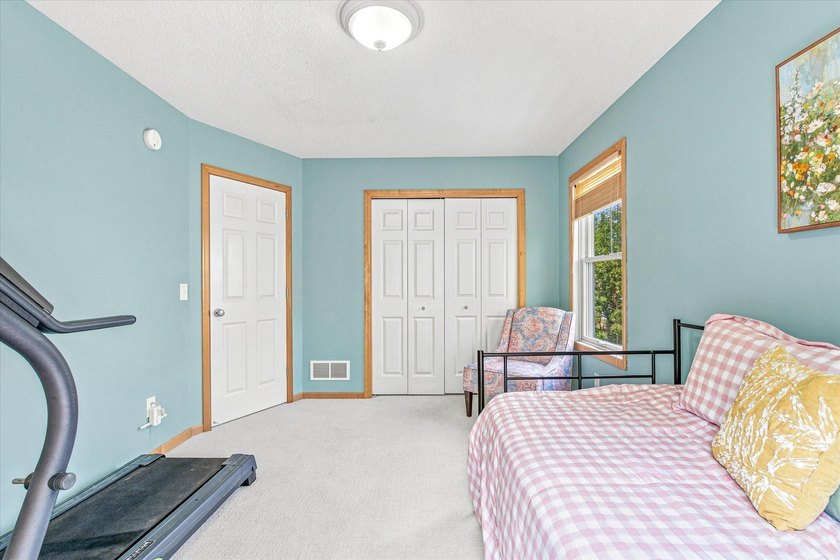 Welcome to this charming 4-bedroom, 4-bathroom home located on a - photo 29