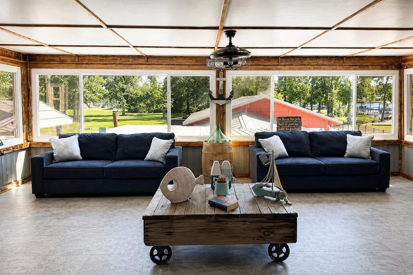 Welcome to The Blue House Retreat, a beautifully renovated - photo 19