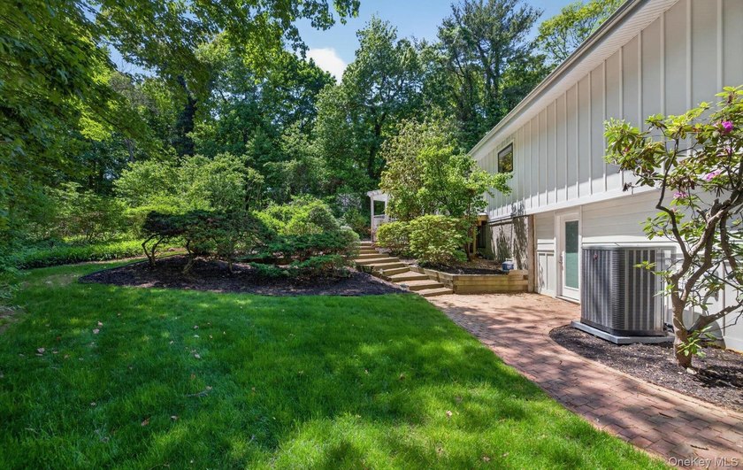 Beautiful Expansive Ponderosa Ranch in the desirable West Hills - photo 35