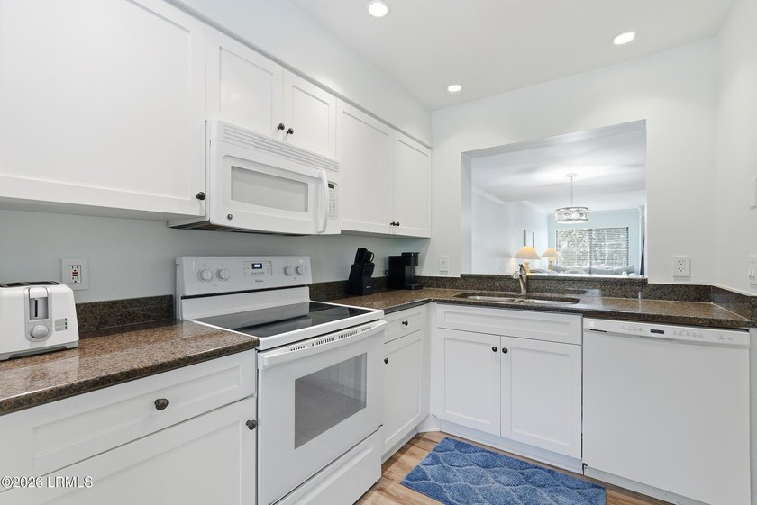SELLER OFFERING $5,000 TOWARD BUYER CLOSING COSTS. BRING OFFERS! - photo 10