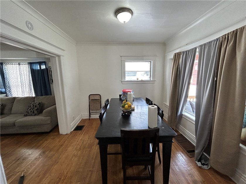 Excellent investment opportunity with immediate rental income! - photo 5