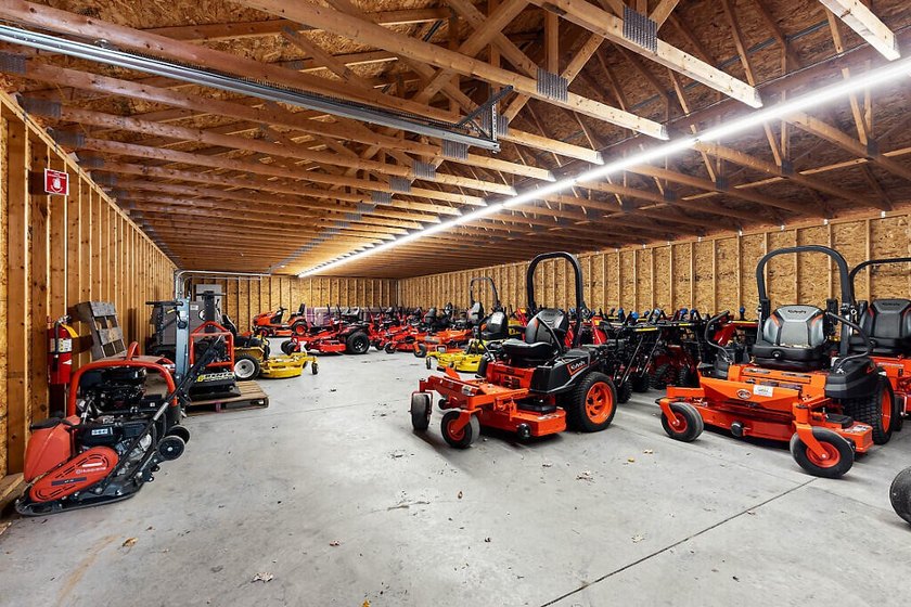 Unlock the potential of this well-maintained commercial property - photo 40