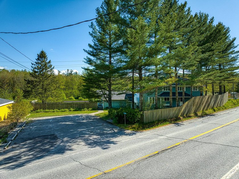 A LA CROISEE DES CHEMINS, A 2 MIN D'EASTMAN ET 3 MIN DE MAGOG - photo 49