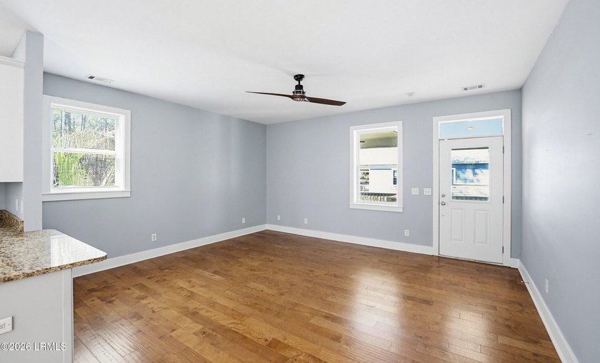 Welcome to Island living in Pleasant Point. This 3 bedroom 2 - photo 8