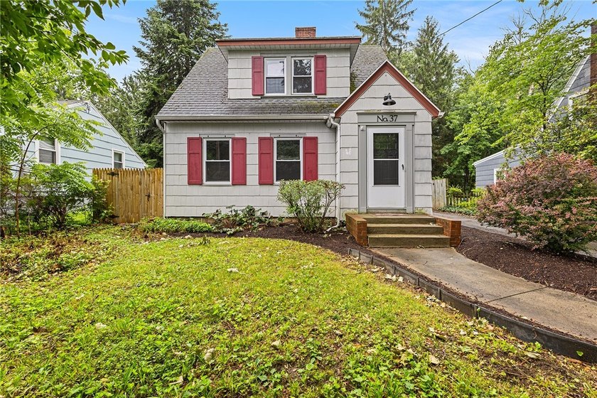 TRANSPARENTLY PRICED TO SELL! Welcome to 37 Hartfeld Dr! A - photo 7