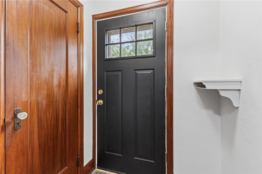 TRANSPARENTLY PRICED TO SELL! Welcome to 37 Hartfeld Dr! A - photo 8