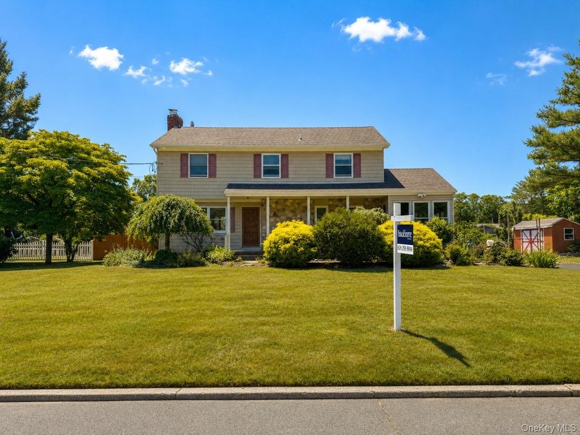 Spacious, 5 bedroom, 2 bath colonial in the Newport Beach - photo 8