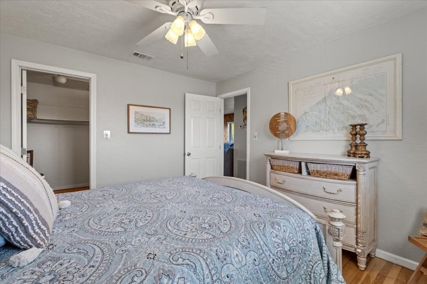 Discover an incredible investment opportunity in the heart of - photo 29